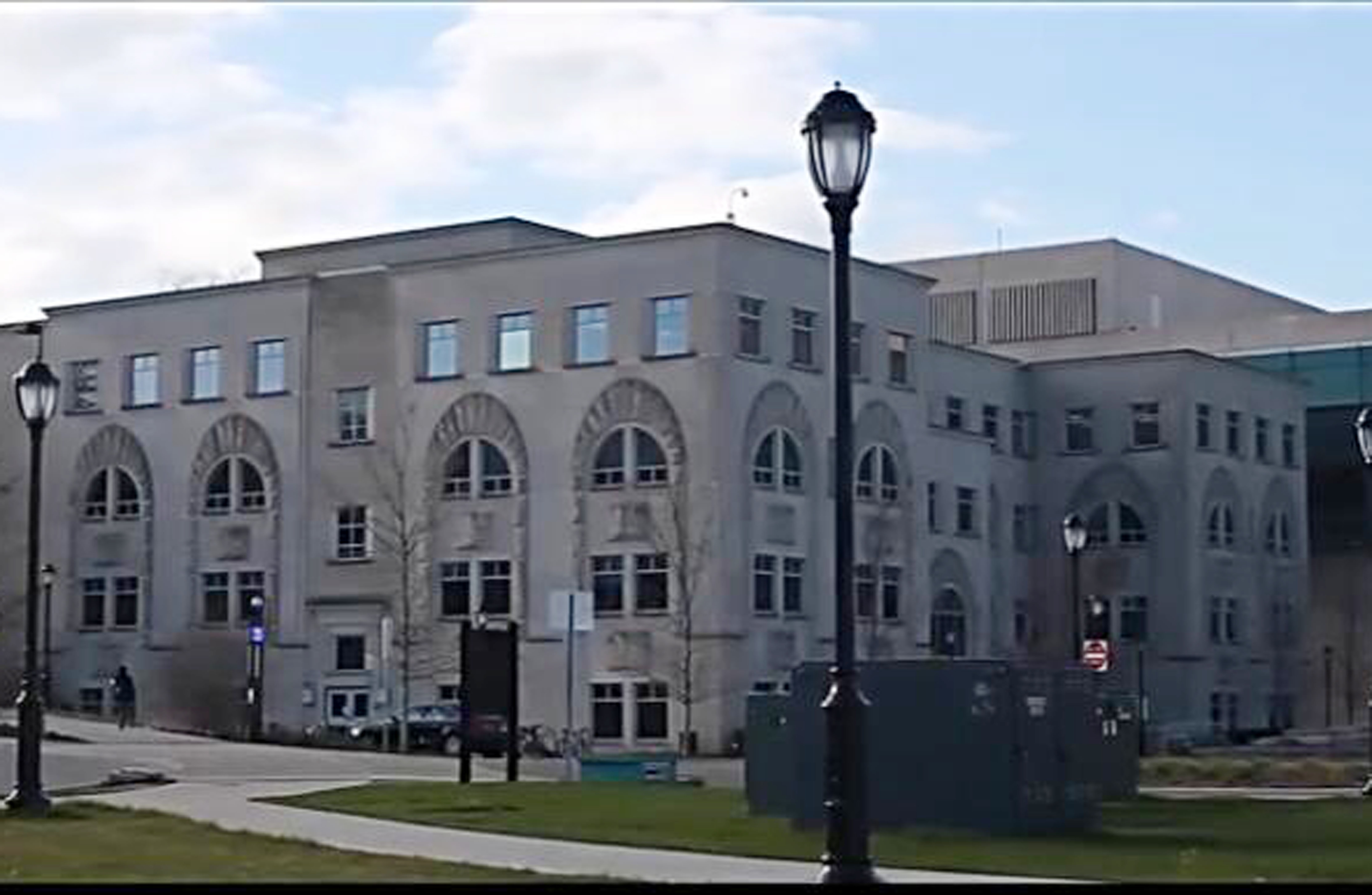 WE留学生-话题系列-择校：你还在看大学排名吗？