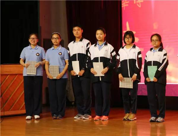 上一学年在各方面表现优异的AP学子