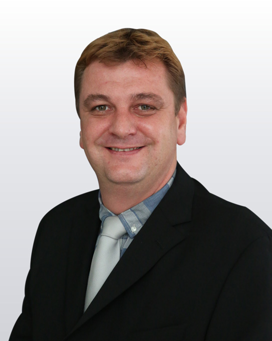 Carel Lange-成都外国语学校AP课程中心学术校长、AP经济学教师